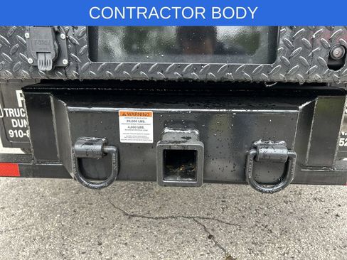 New 2025 Ford F550 4x4 Crew Cab image 8