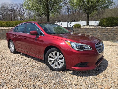 Used 2015 Subaru Legacy 2.5i Premium w/ Moonroof Package AWD/4WD image 27