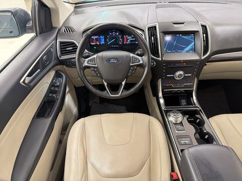 Certified 2019 Ford Edge Titanium w/ Equipment Group 301A FWD image 28