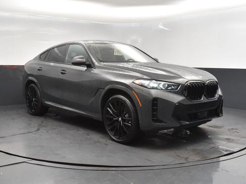 New 2026 BMW X6 xDrive40i w/ Climate Comfort Package image 1