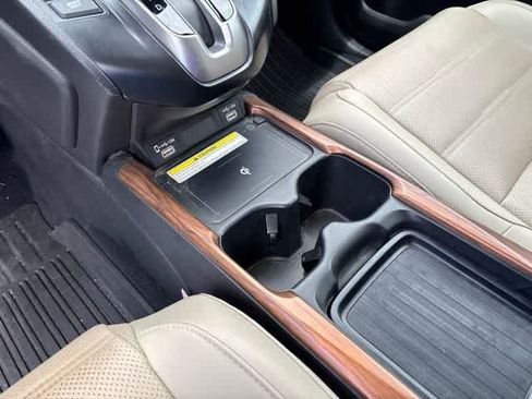 Used 2022 Honda CR-V Touring image 16