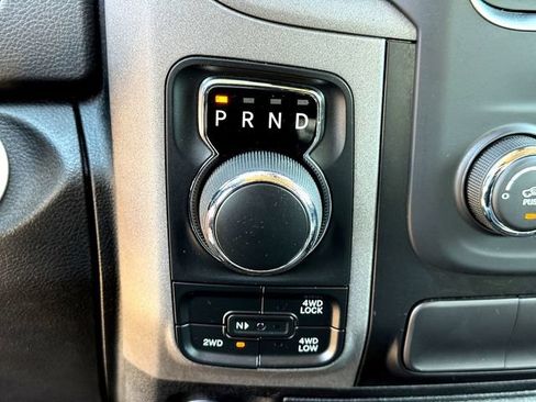 Used 2017 RAM 1500 Express AWD/4WD image 17