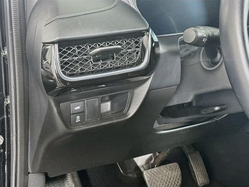 Used 2025 Acura ADX FWD image 17