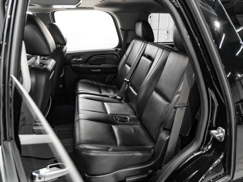 Used 2013 GMC Yukon Denali image 39