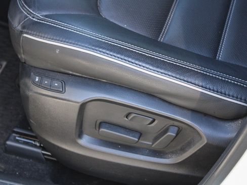 Used 2025 MAZDA CX-5 AWD 2.5 S w/ Preferred Package image 24