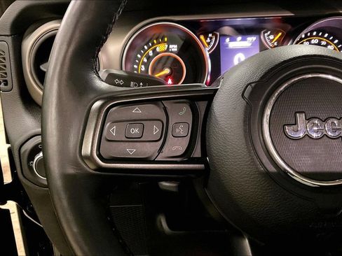 Used 2020 Jeep Wrangler Sport AWD/4WD image 17