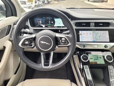 Used 2022 Jaguar I-PACE HSE AWD/4WD image 16