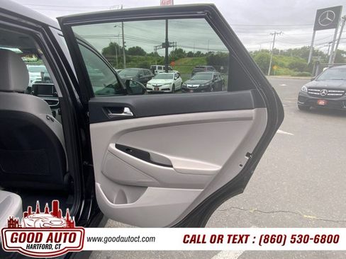 Used 2020 Hyundai Tucson SE w/ Cargo Package AWD/4WD image 15