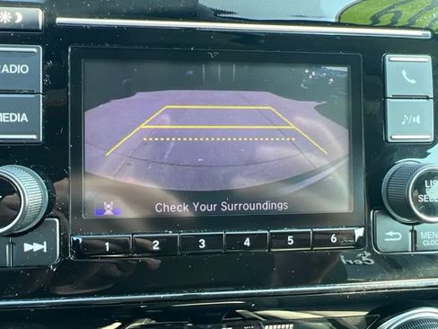 Used 2019 Honda CR-V LX image 23