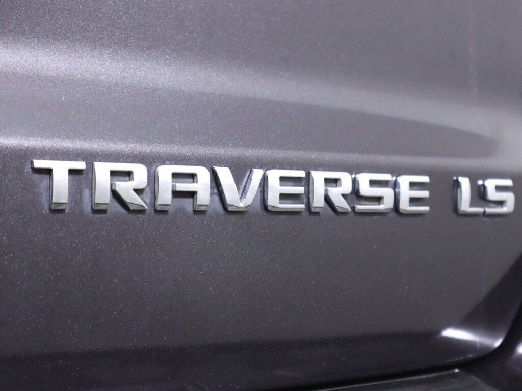Used 2015 Chevrolet Traverse LS FWD image 32