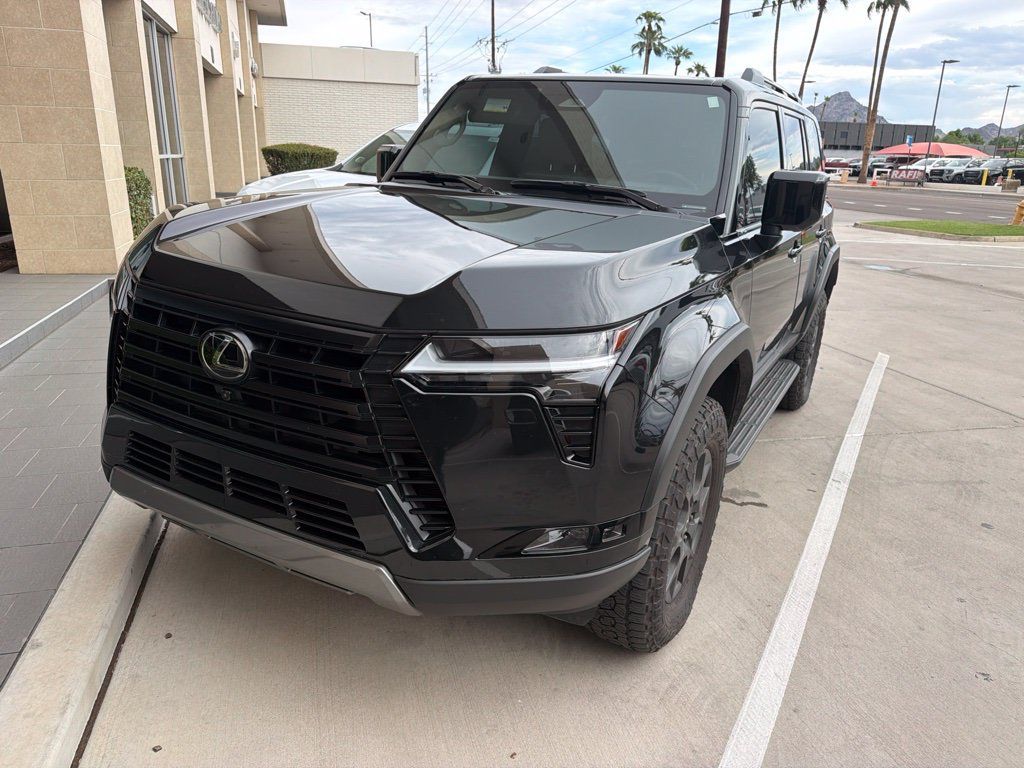 Used 2025 Lexus GX 550 AWD/4WD image 6