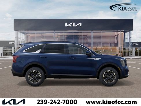 New 2026 Kia Sorento S image 7
