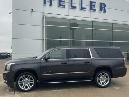 Used 2018 GMC Yukon XL SLT w/ Premium Edition AWD/4WD image 3