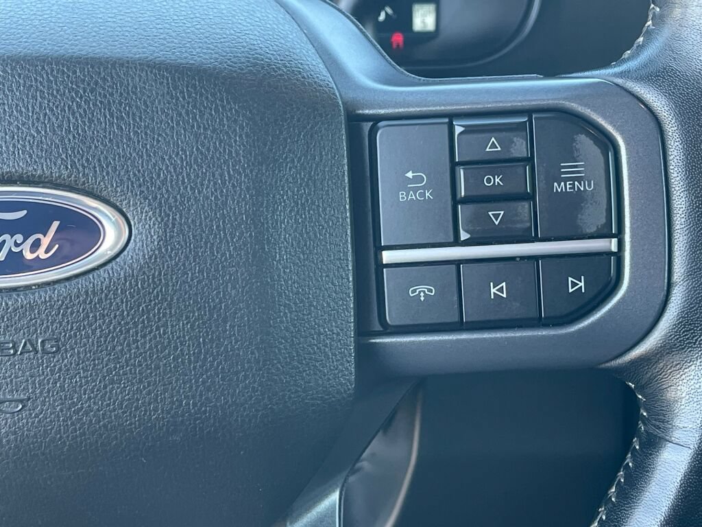 Used 2023 Ford F350 Lariat w/ Lariat Ultimate Package AWD/4WD image 19
