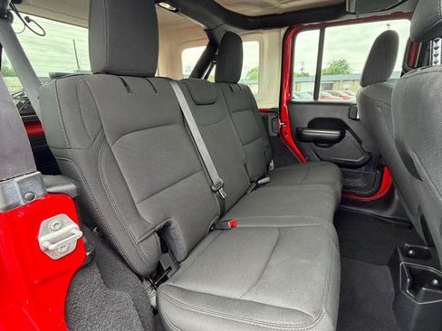 Used 2021 Jeep Wrangler Unlimited Sport AWD/4WD image 17