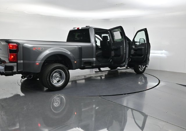 New 2026 Ford F350 Lariat w/ Lariat Ultimate Package AWD/4WD image 56