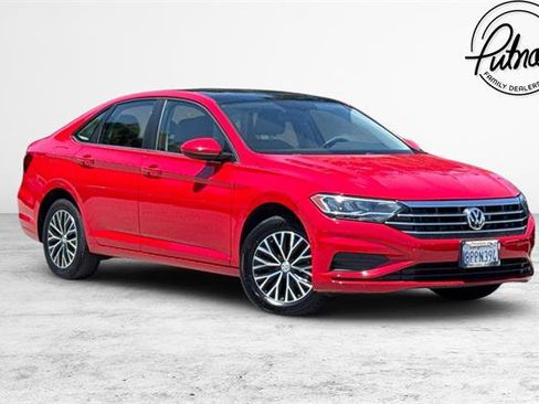 Used 2020 Volkswagen Jetta SE w/ SE Cold Weather Package FWD image 1