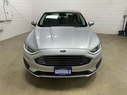 Certified 2019 Ford Fusion SE image 27