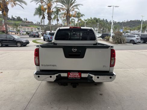 Used 2017 Nissan Frontier SV w/ SV Value Truck Package image 24