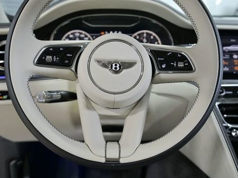 Used 2024 Bentley Flying Spur V8 AWD/4WD image 50