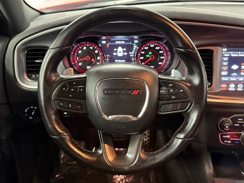 Used 2020 Dodge Charger R/T w/ Blacktop Package RWD image 17
