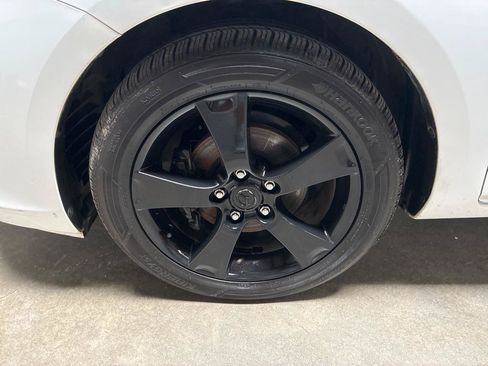Used 2013 MAZDA MAZDA3 i Touring FWD image 12