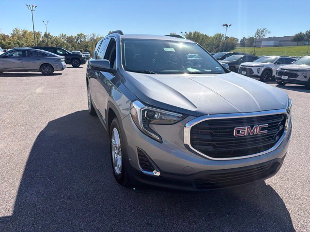 Used 2018 GMC Terrain SLE w/ Driver Convenience Package AWD/4WD image 8