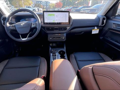 New 2025 Ford Bronco Sport Outer Banks w/ Outer Banks Tech Package+ image 5