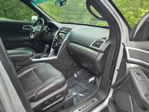 Used 2014 Ford Explorer Sport w/ Equipment Group 401A AWD/4WD image 23