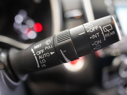 Used 2018 Honda CR-V Touring image 15