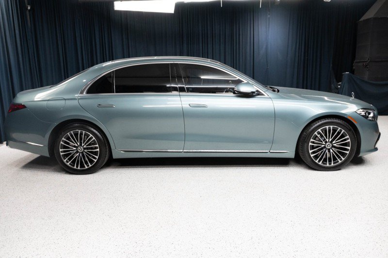 Certified 2026 Mercedes-Benz S 580 4MATIC Sedan image 4