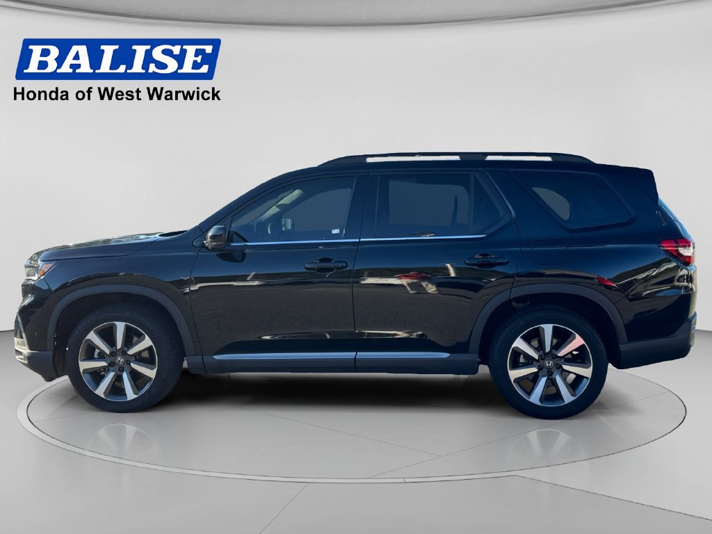 Used 2025 Honda Pilot Touring image 8