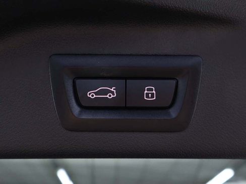 Used 2024 BMW ALPINA XB7 AWD/4WD image 26