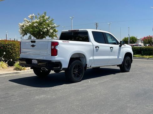 Used 2023 Chevrolet Silverado 1500 LT Trail Boss AWD/4WD image 4