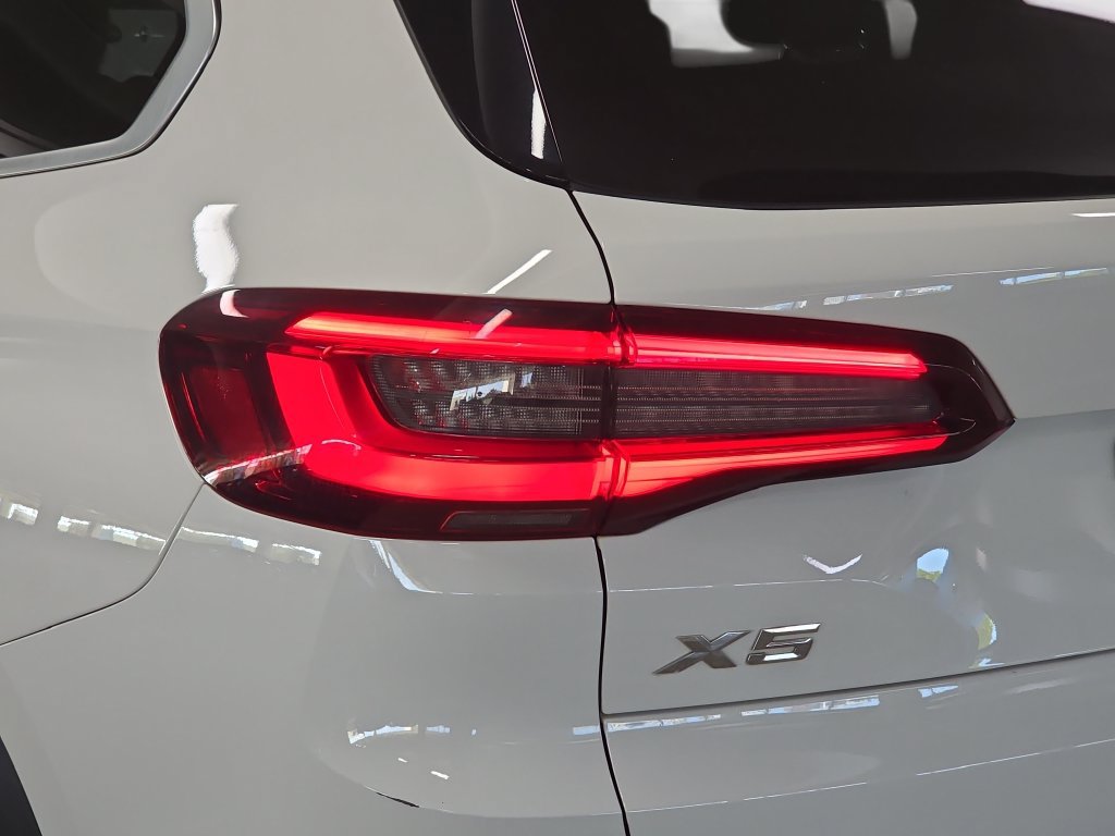 Certified 2022 BMW X5 sDrive40i RWD image 33