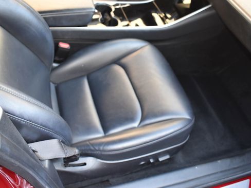 Used 2018 Tesla Model 3 Long Range RWD image 26