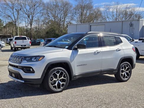 New 2026 Jeep Compass Limited AWD/4WD image 1