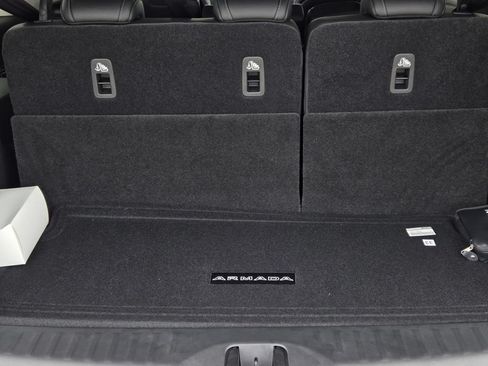 New 2026 Nissan Armada SV AWD/4WD image 9