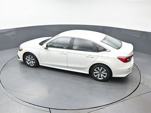 Certified 2023 Honda Civic LX image 39