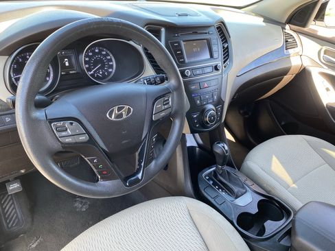 Used 2017 Hyundai Santa Fe Sport FWD image 18