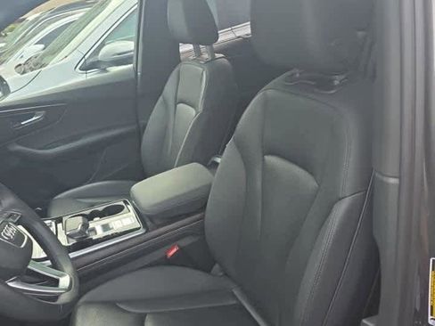 Used 2023 Audi Q7 3.0T Prestige w/ Prestige Package image 9