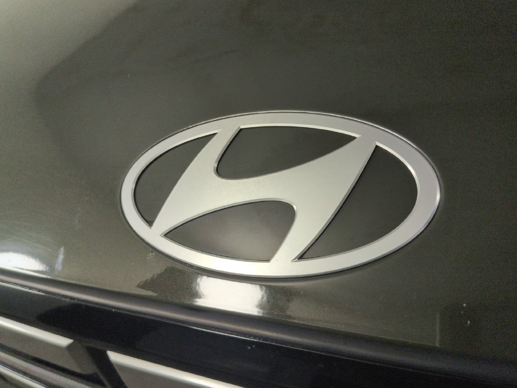Used 2024 Hyundai Santa Fe SEL FWD image 15
