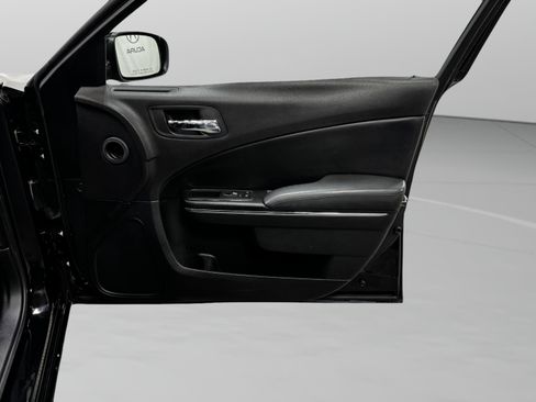 Used 2014 Dodge Charger SE RWD image 14