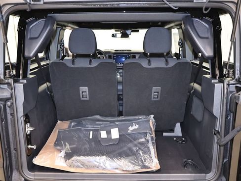 New 2026 Ford Bronco 2-Door w/ Sasquatch Package image 27