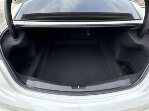 Used 2022 Cadillac CT5 V w/ Premium Package image 10