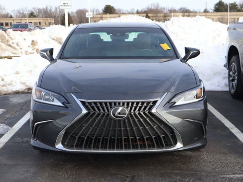 Used 2022 Lexus ES 350 w/ Premium Package image 2