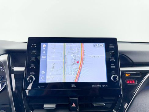Used 2024 Toyota Camry XLE w/ Navigation Package FWD image 5