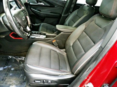 Used 2021 Chevrolet TrailBlazer RS w/ Sun and Liftgate Package image 18