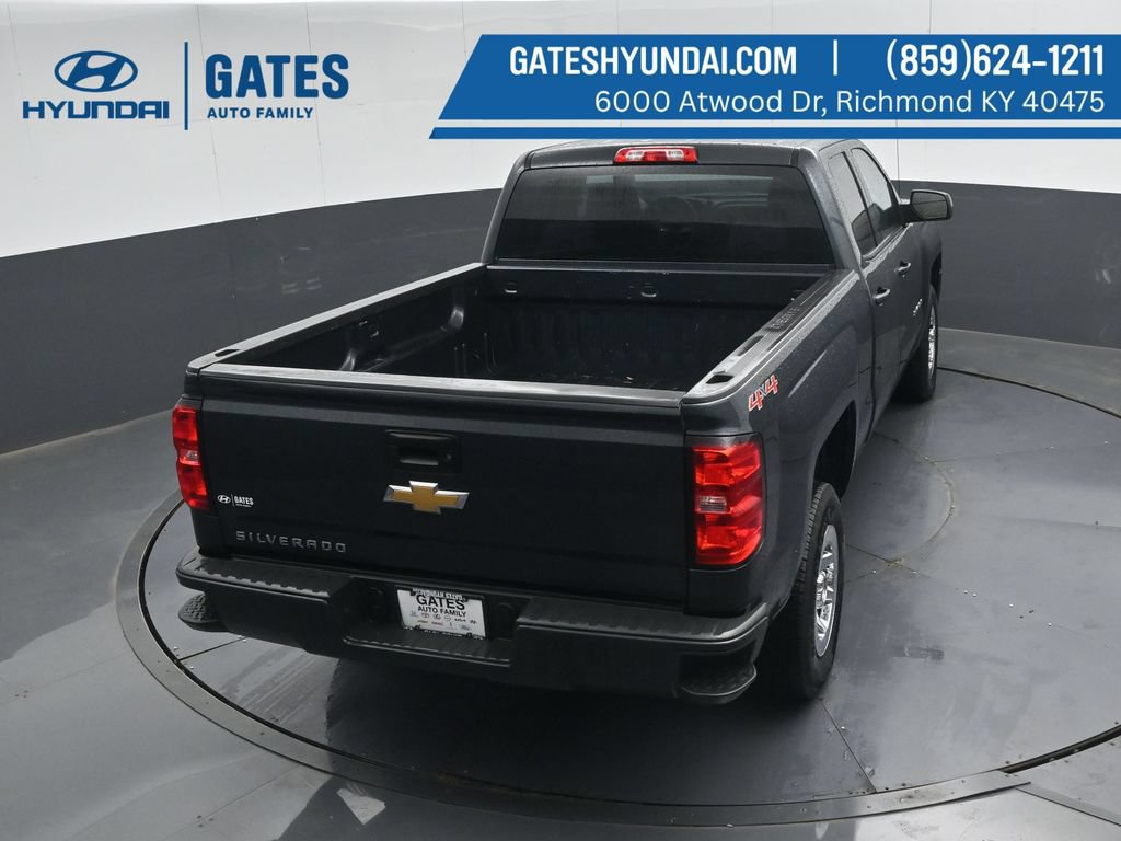 Used 2017 Chevrolet Silverado 1500 W/T AWD/4WD image 40