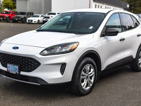 Used 2020 Ford Escape S AWD/4WD image 6